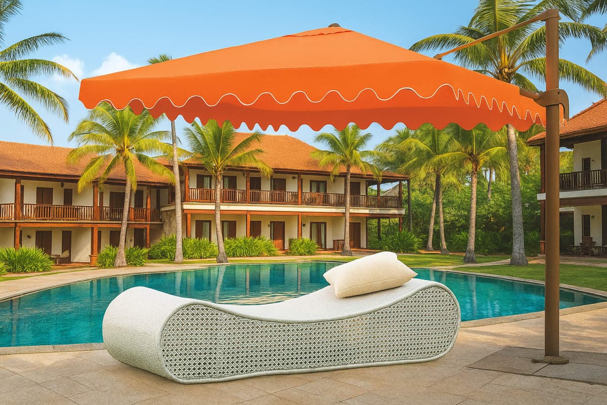 Bain de Soleil Ergonomique en Résine Tressée - Mobilier artisanal Ebène Madagascar