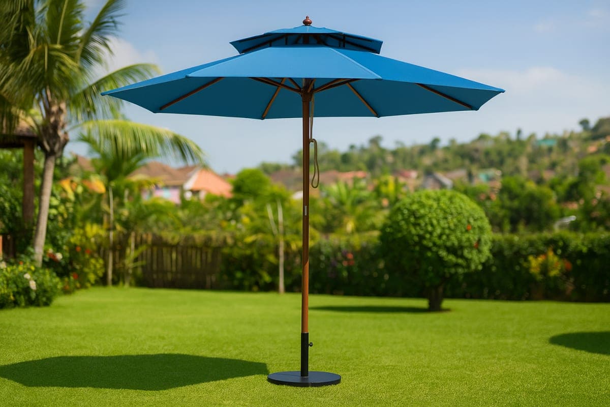Parasol de Jardin Central à Double Toit - Mobilier artisanal Ebène Madagascar