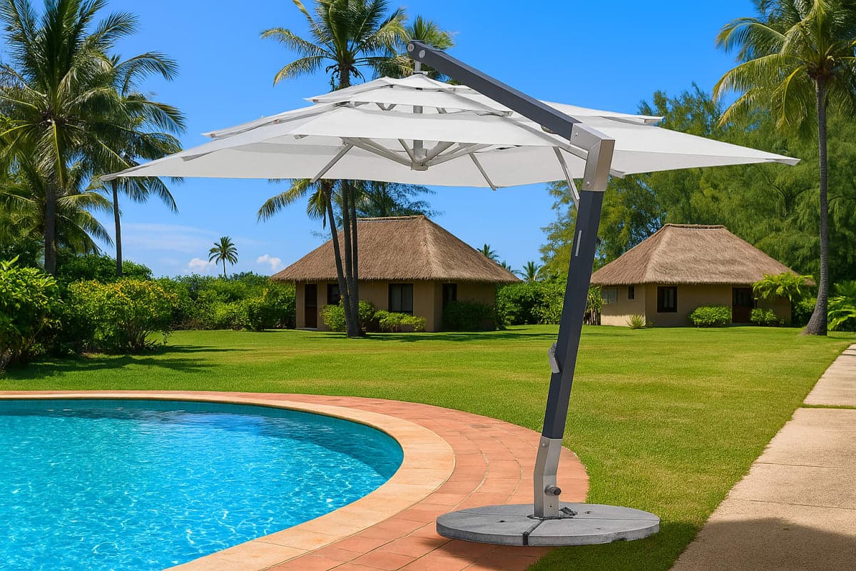Parasol Déporté Haut de Gamme - Mobilier artisanal Ebène Madagascar
